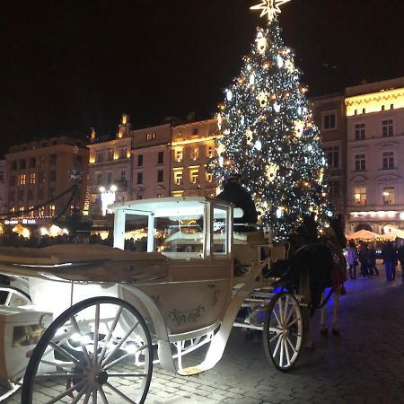 R&R Apart Cracow クラクフ エクステリア 写真
