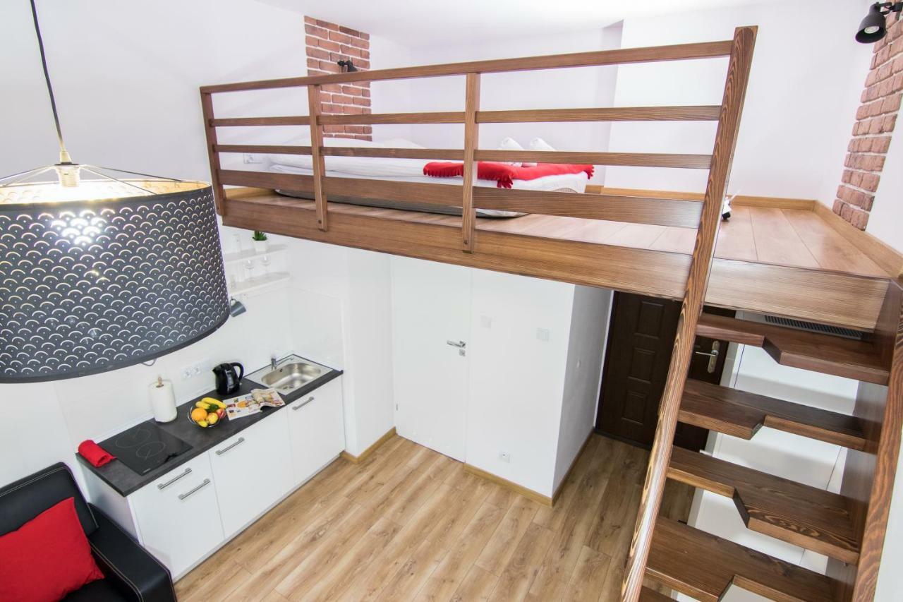 R&R Apart Cracow クラクフ エクステリア 写真