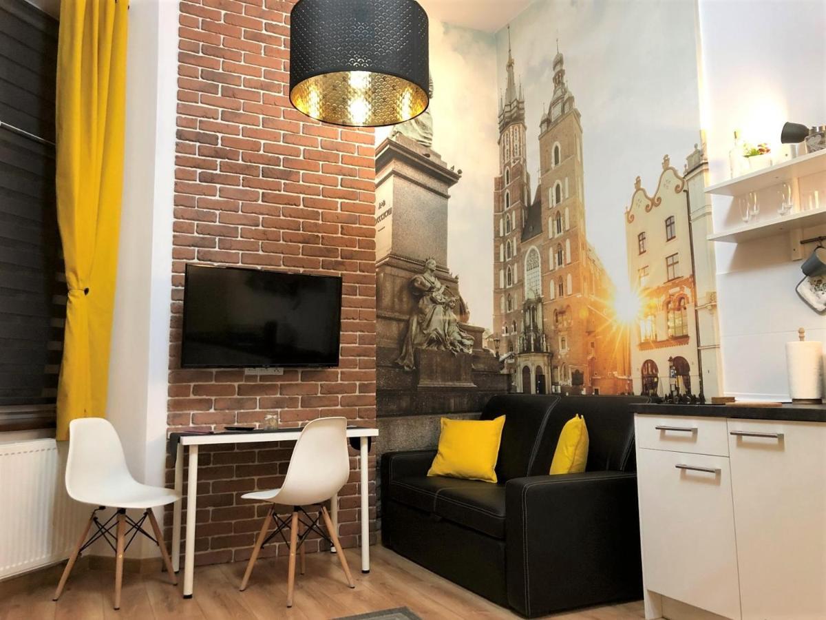 R&R Apart Cracow クラクフ エクステリア 写真