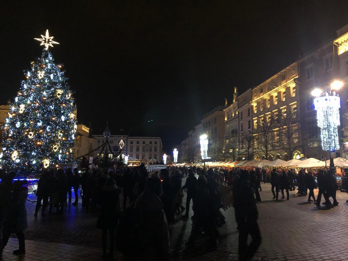 R&R Apart Cracow クラクフ エクステリア 写真