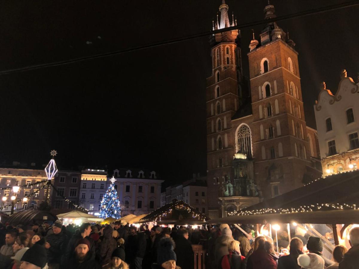 R&R Apart Cracow クラクフ エクステリア 写真