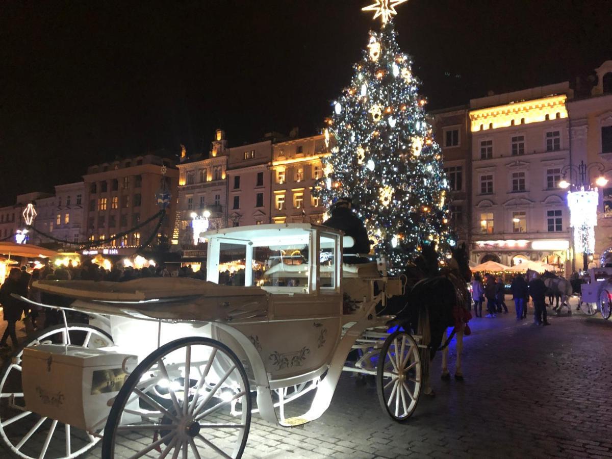 R&R Apart Cracow クラクフ エクステリア 写真
